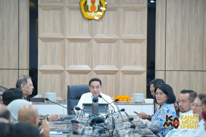 Resmi! Kemenkes Tunjuk Unpad Pimpin Riset Vaksin TB Nasional