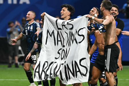 Argentina Terancam Sanksi FIFA usai Bentangkan Banner Kontroversial dalam Perayaan Kemenangan
