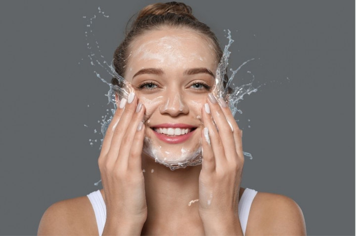 Bye Muka Ketarik! Facial Wash Garnier Low pH Ini Ramah Banget Buat Skin Barrier