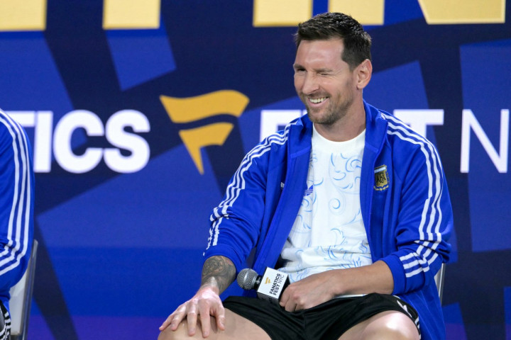 Messi Kenang Foto Ikonik Bersama Lamine Yamal Jelang Laga Final