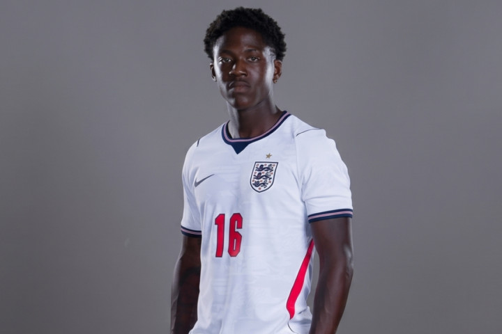 Kobbie Mainoo Diminta Boikot Prancis vs Inggris, Nicky Butt Serang Thomas Tuchel