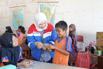 Program SEKAR Pertamina Ubah Sampah Jadi Karya Kreatif, Begini