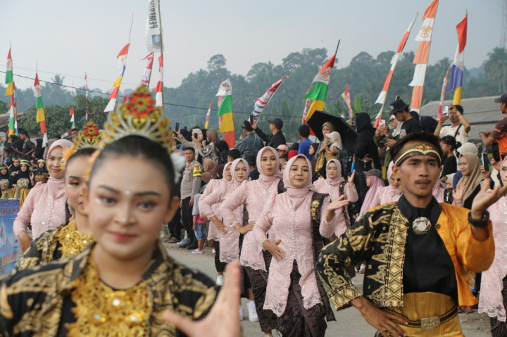 Festival Ciomas Ngabring 2026 Pecah! 3.500 Warga Kompak Tampil di Tari Silat Kolosal