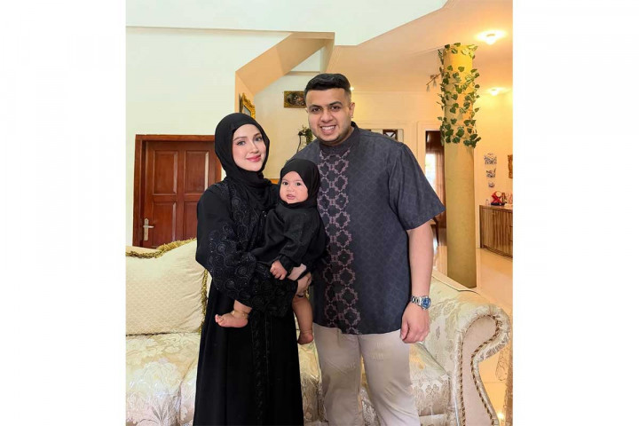 Miskah Kakak Ipar Fadil Jaidi Hamil Lagi