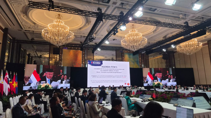 14th ASED Singapura: Mendikdasmen Tegaskan AI dan Coding Masuk Kurikulum di Indonesia