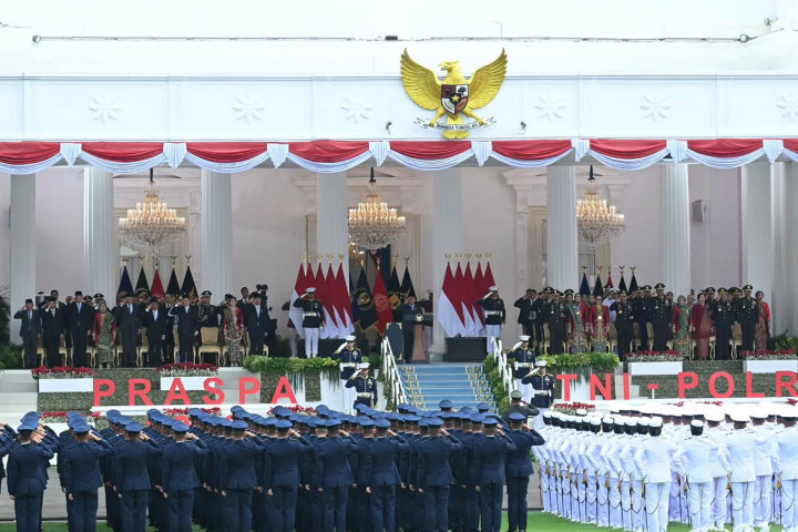 ​Presiden Lantik Perwira Remaja TNI-Polri, Sampaikan Pesan Pengabdian