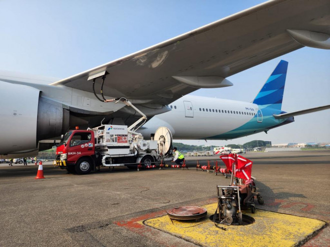 Ilustrasi pengisian avtur. Foto: Dokumen Pertamina