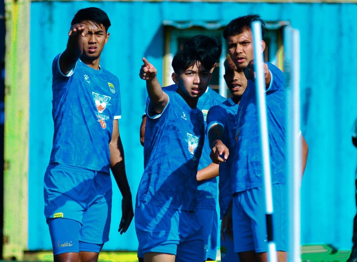 Line Up dan Link Streaming Piala Presiden Persib vs Arema FC