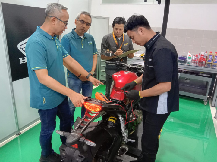 Kontes Mekanik Honda Dongkrak Penjualan dan Unit Servis Motor?