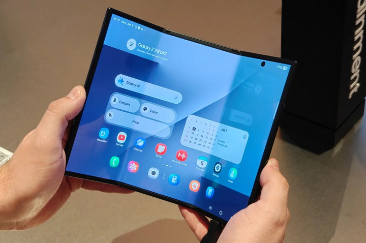 Samsung Kabarnya Siapkan Ponsel Lipat Baru dengan Layar Hampir 10 Inci untuk 2027