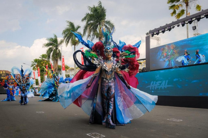 Jember Fashion Carnaval 2026 Sukses Tarik Ribuan Wisatawan, Dongkrak Ekonomi Kreatif Lokal