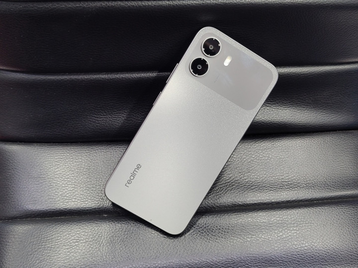Review realme P4 Lite, HP Baterai 7000 mAh Kurang dari Rp2 Juta yang Harus Dilirik!