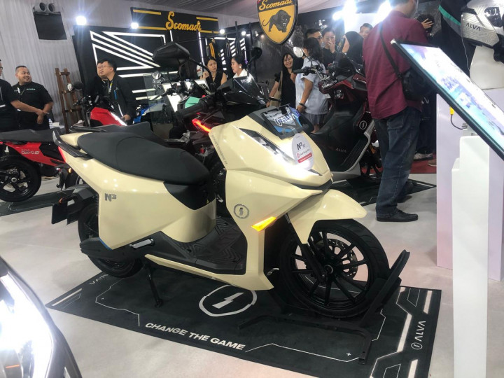 Alva Perkenalkan Inovasi AIPRO dan Alva Care di GIIAS 2026
