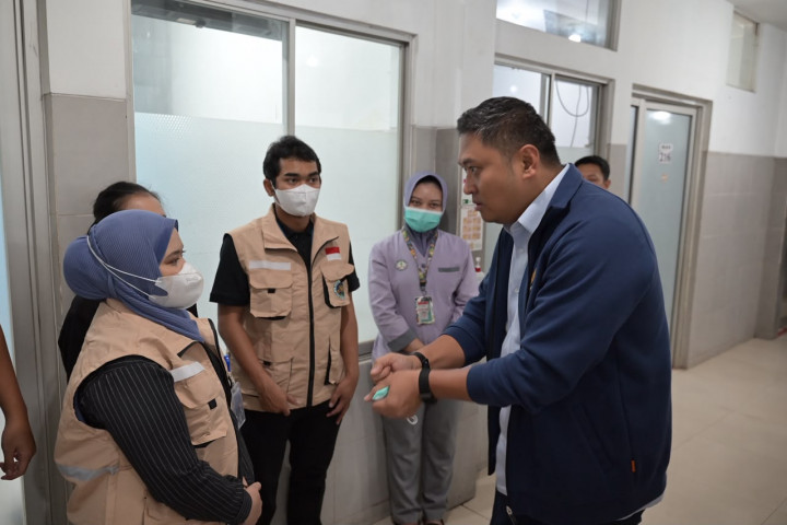 Kepala BGN Jenguk Korban Dugaan Insiden MBG, SPPG Karangturi Disuspend