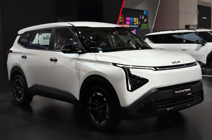 Kia Carens dan Sonet Limited Black Edition Dibanderol Mulai dari Rp288 Juta