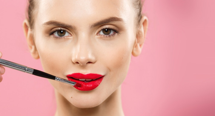 Kenalan Sama Lip Skinification: 4 Hybrid Lip Care Biar Bibir Gak Gampang Rewel