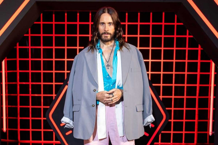 Perilaku Tak Biasa Jared Leto Saat Syuting Diungkap Usai Dituduh Lakukan Pelecehan