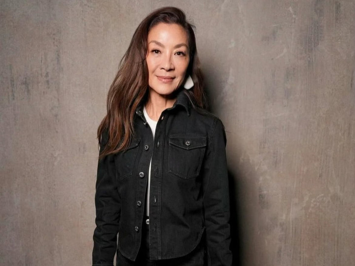 Michelle Yeoh Dinobatkan sebagai Asian Filmmaker of the Year