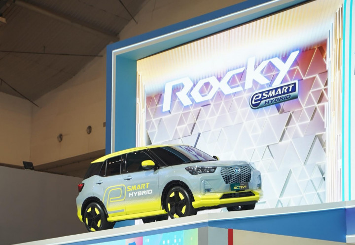 Modifikasi Daihatsu Rocky Hybrid ACTIVe di GIIAS 2026