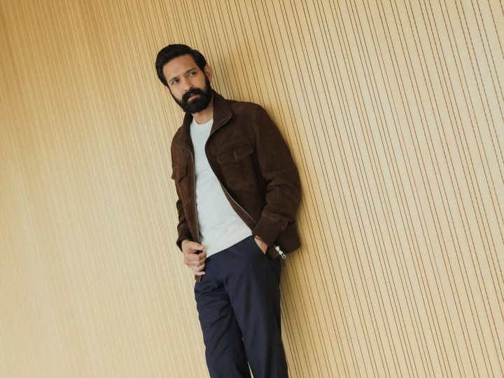 6 Rekomendasi Film dan Serial Romantis Vikrant Massey, Nomor 1 Baru Tayang di Netflix