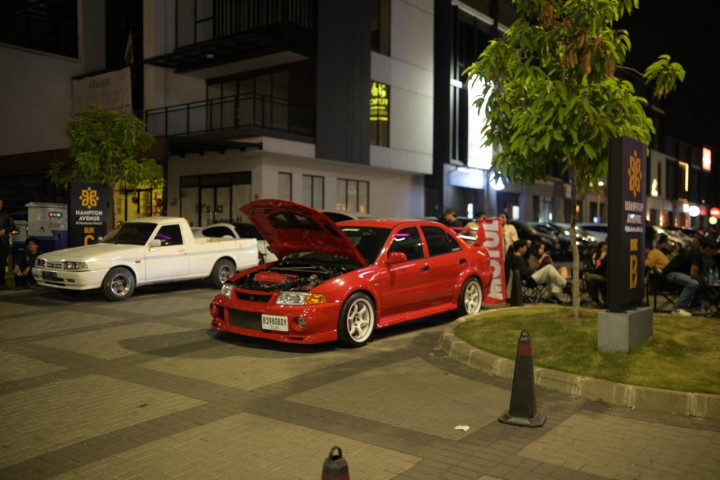 Puluhan Mobil Beragam Genre Hadiri Car Meet Up di Tangerang