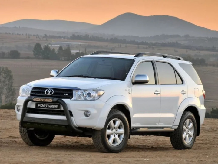 Harga Mobil Bekas Toyota Fortuner 2007, Mulai Rp120 Jutaan
