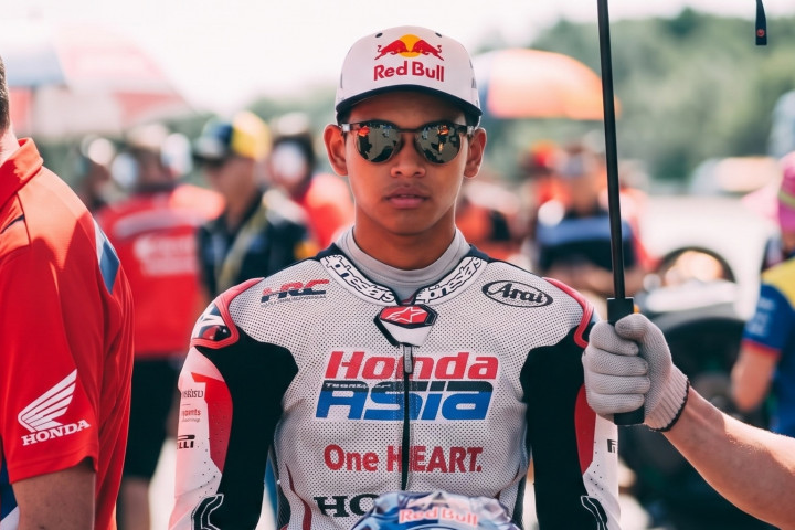 Veda Ega Terus Perbesar Peluang jadi Rookie of the Year Moto3 2026