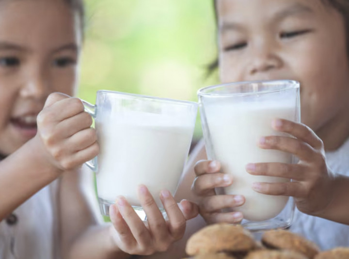 Bukan Cuma AA-DHA, Parents Perlu Tahu “Perjalanan” Susu Formula