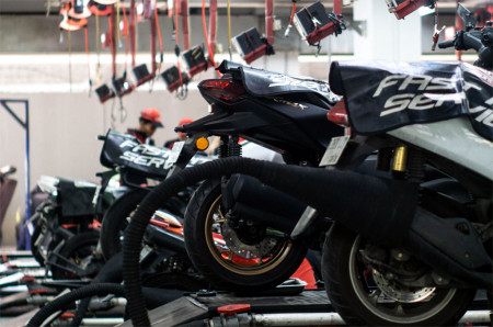 Yamaha Ingatkan Pengendara Wanita, Servis Motor Bukan Sekadar Ganti Oli