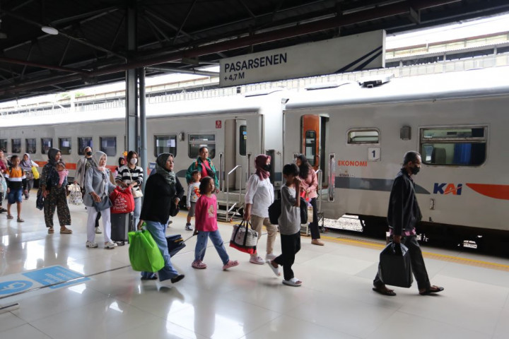 Promo KAI HUT RI 2026, Tiket KA Ekonomi Diskon 17% dan Kereta Kota Cuma Rp8