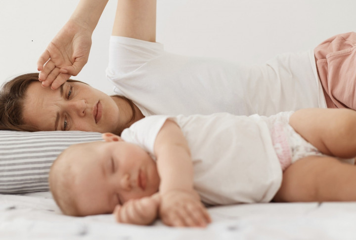 Biar Nggak Begadang Terus, Ini 8 Cara Bantu Bayi Atasi Sleep Regression