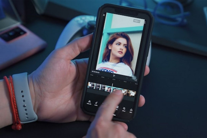 6 Aplikasi Edit Video Gratis Terbaik di HP dan Laptop