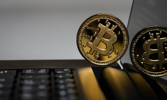 Bitcoin Tersungkur di Bawah USD64.000, Pasar Kripto Masih Wait