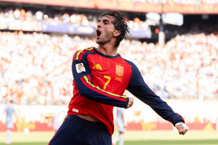 Ferran Torres Mangkir Latihan di Barcelona, PSG Segera Capai Kesepakatan