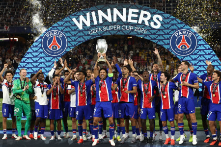 Bungkam Villa 2-1, PSG Pertahankan Trofi UEFA Super Cup