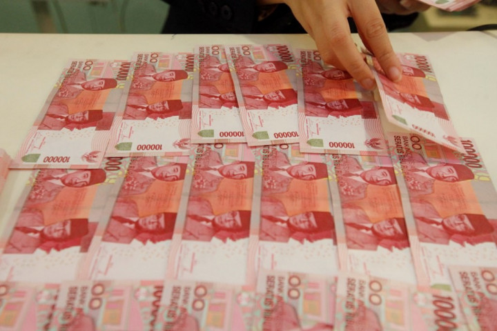 Rupiah Melemah ke Rp17.878 per Dolar AS pada Perdagangan Pagi