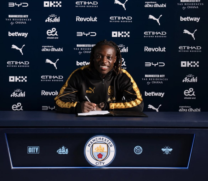Mancheser City Resmi Perpanjang Kontrak Jeremy Doku hingga 2031