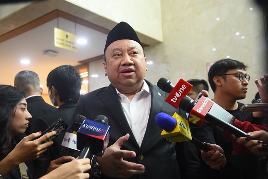 Rencana Pembaruan Buku Ajar, Komisi X DPR Kasih 3 Syarat ke Prabowo
