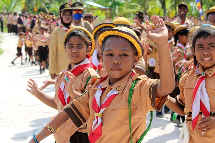 Tali Kur Pramuka Dipasang di Sebelah Mana? Jangan Keliru, Ini Aturan Resminya!