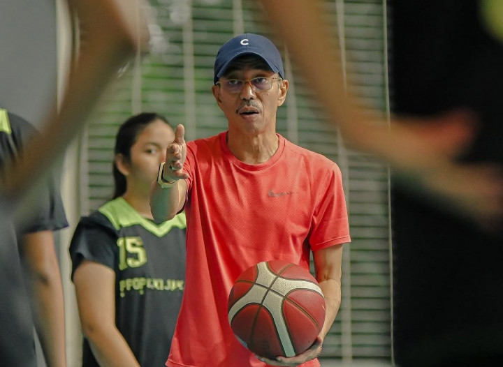 Bola Basket Indonesia Berduka, Pelatih Legendaris Tjetjep Firmansyah Wafat di Usia 67 Tahun