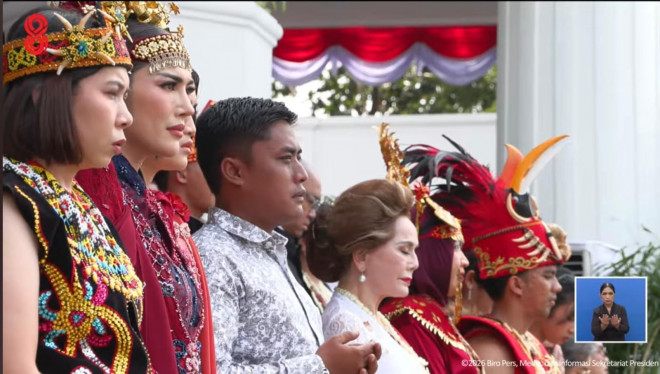 Ratna Sari Dewi Soekarno di Upacara HUT ke-81 RI. Foto: YouTube Sekretariat Presiden)