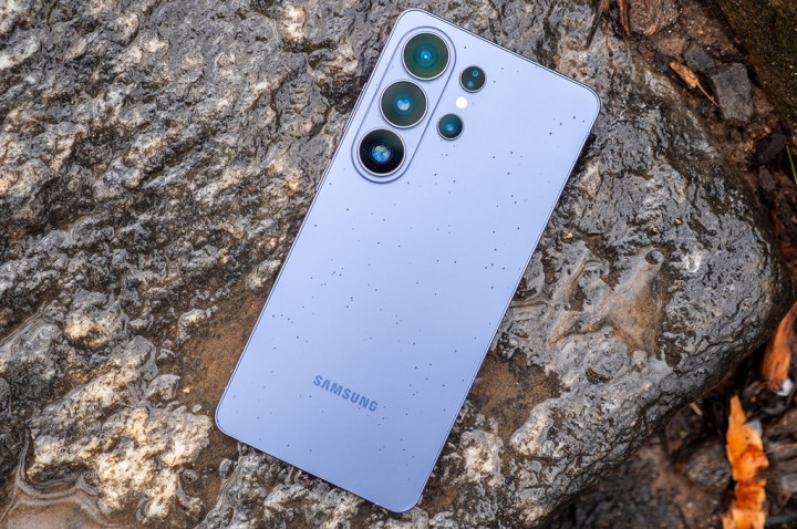 One UI 9 Izinkan SwiftKey Dihapus, Tak Ada Lagi di Fold8