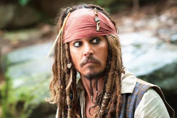 Permintaan Penggemar, Johnny Depp Kembali Dibujuk Perankan Jack Sparrow