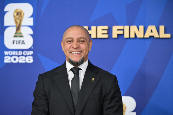 Roberto Carlos Dikabarkan Masuk Islam, Begini Faktanya