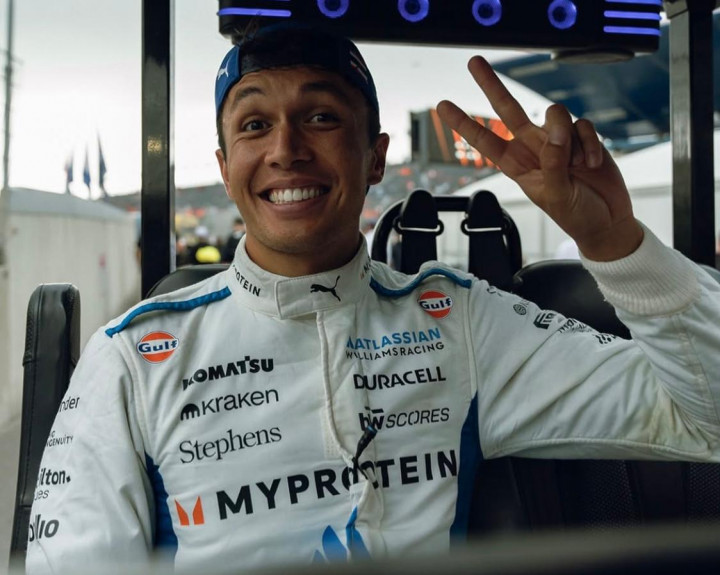 Perpanjang Kontrak Satu Tahun, Ini Alasan Alex Albon Bertahan di Williams