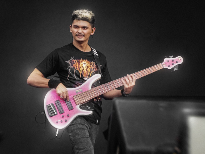 DeadSquad Sempat Terlantar di Irlandia, Mantan Bassis Kirim Doa