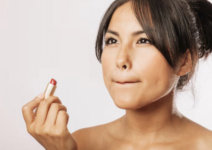 Top Berita Gaya: Lipstik Make Over Terbaik hingga Update Gempa Flores
