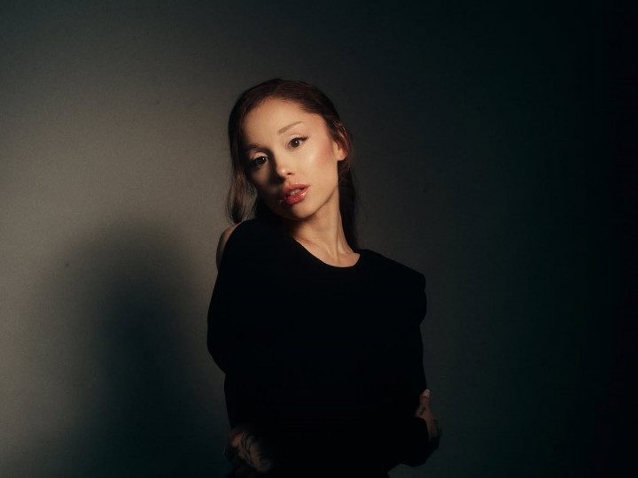 Ariana Grande Kejar Peretas yang Bocorkan Karya Musiknya