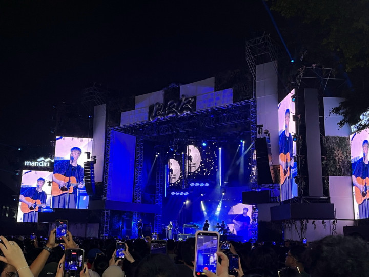 Tangisan Penonton Warnai Panggung Perpisahan Kodaline di LaLaLa Festival