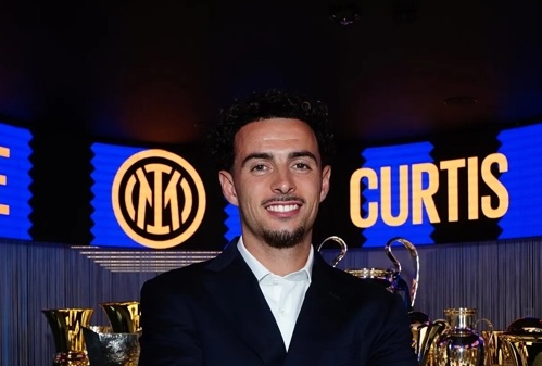 Tuntaskan Kepindahan ke Inter, Jones Ambil Langkah Besar